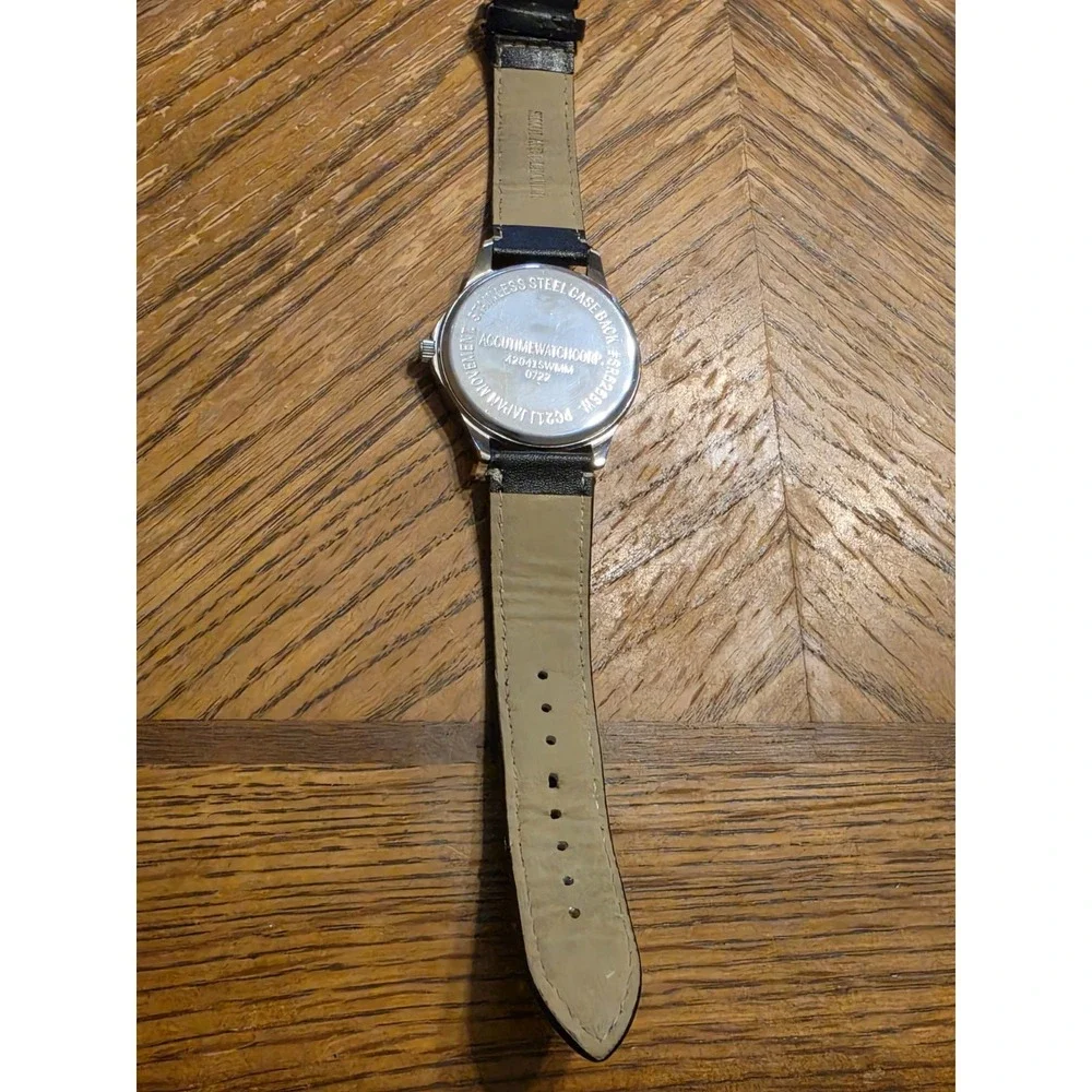 Men's Analog Watch Set with Flash Light in Silver and Black New Battery Accutime
